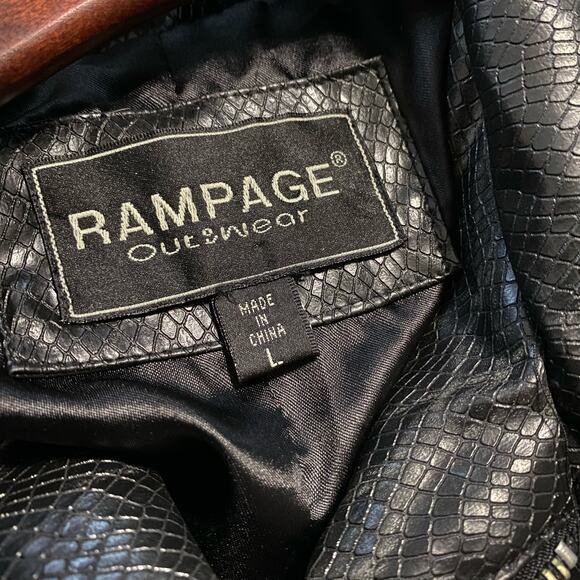 Rampage black faux snakeskin full zip jacket with belt Womens size large - Picture 8 of 16
